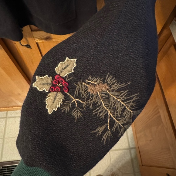 Embroidered Christmas Sweater - Picture 6 of 10